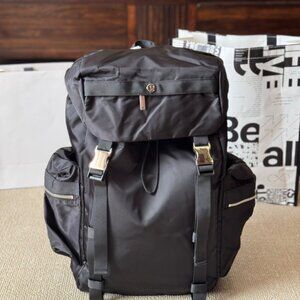 LuluWunderlust Medium Backpack 14L Version